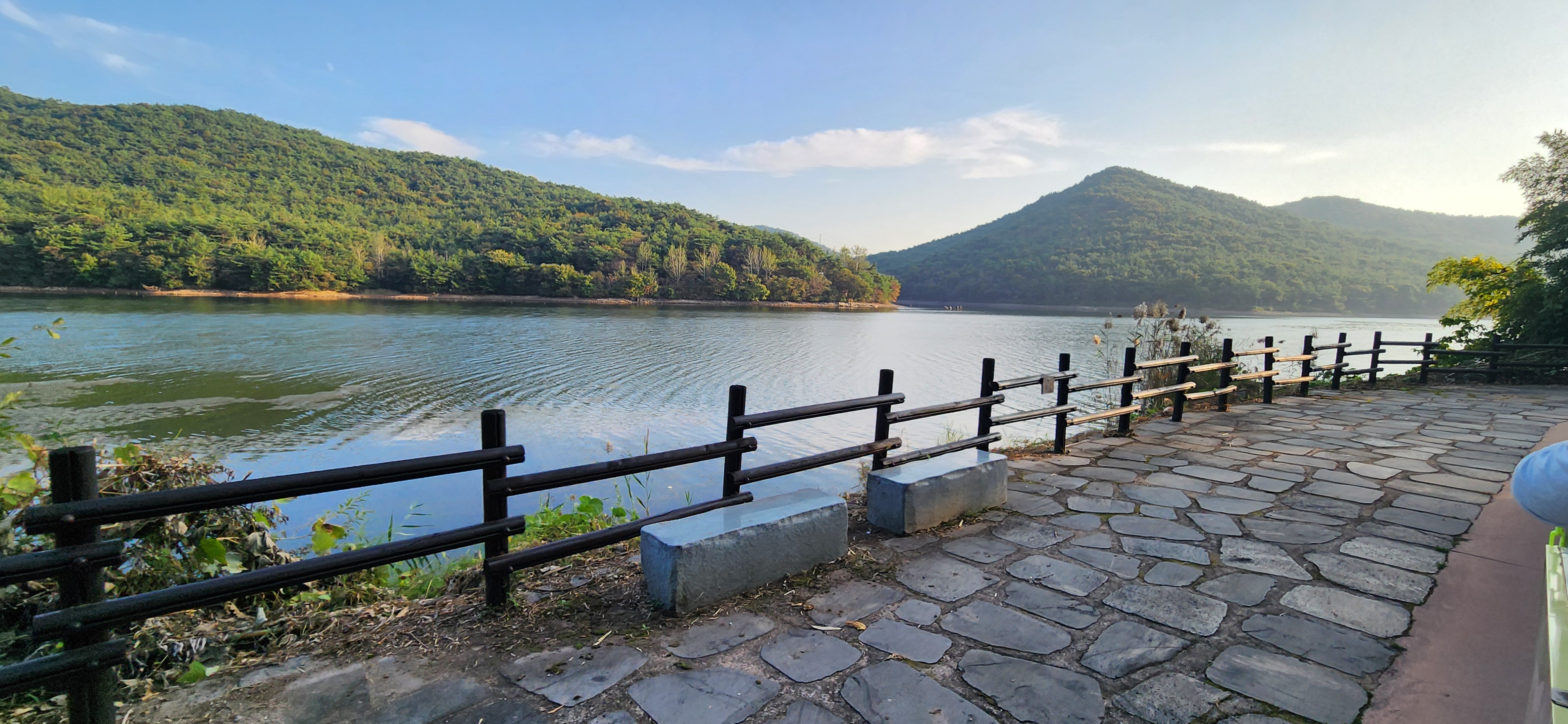 운곡 저수지 경치