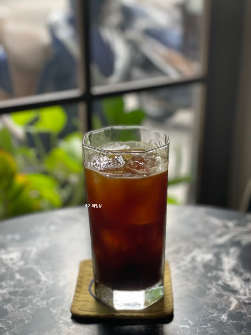 나트랑 카페 로이스 스페셜티 커피 - 아메리카노