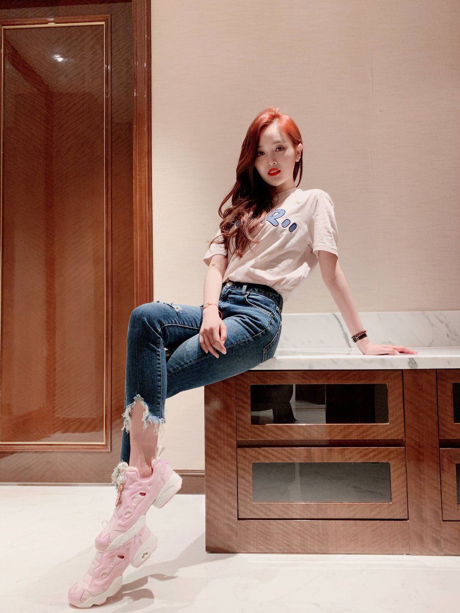 우주소녀 선의 인스타그램 사진 몸매