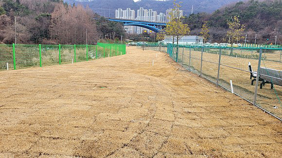 창원 가포파크골프장. 경상남도 창원시 마산합포구 가포신항남로 37