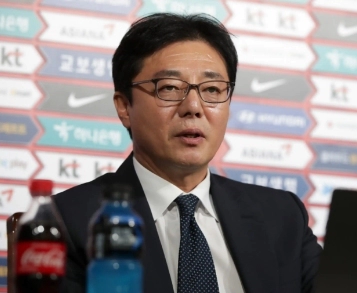 황선홍 프로필 나이 고향 학력 감독 경력