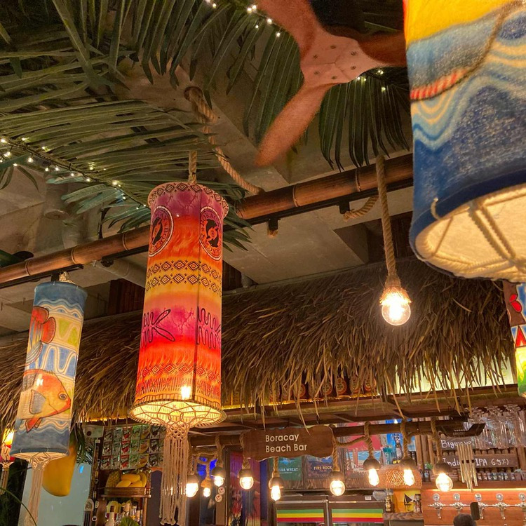 광교 법조타운 맥주집 '엉클보라카이'