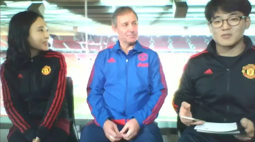 브라이언 롭슨 솔샤르는 명백히 공격수다