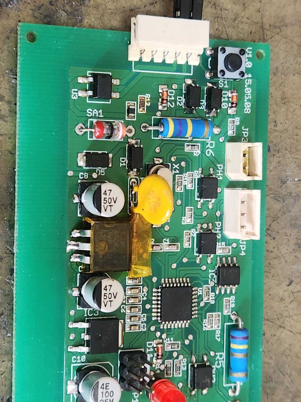 아파트관리사무소 창문개폐장치 수리 완료