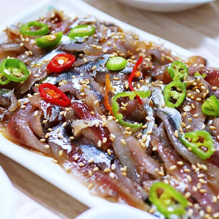 백반기행 조성모 편 생 멸치회 정식 정성가득 계란말이 반찬 경주 맛집 소개