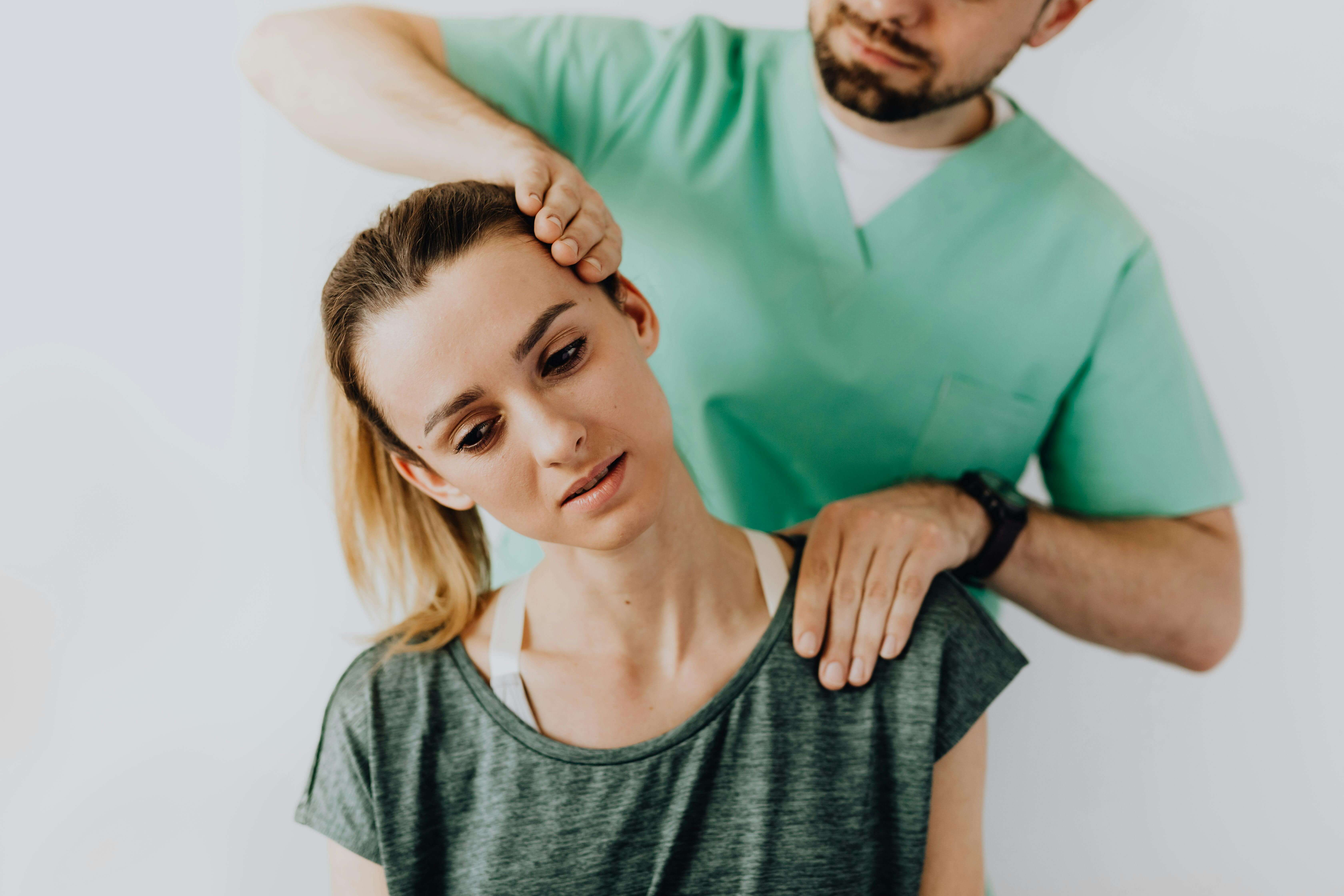 왼쪽 어깨 통증 원인 총정리