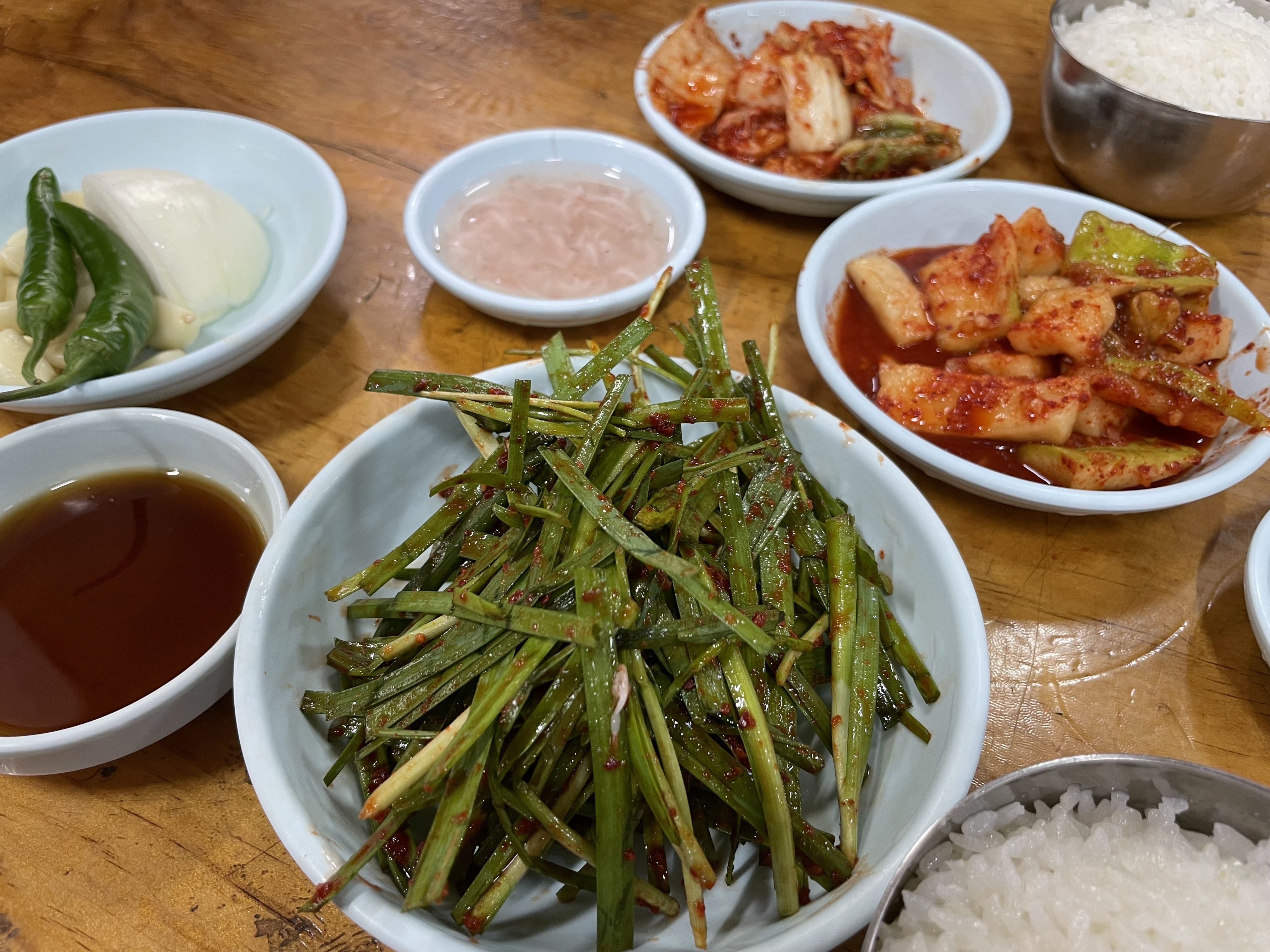 합천국밥집 기본반찬