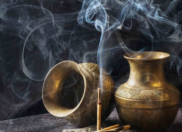 발기부전의 원인 중 하나인 흡연을 표현한 이미지입니다.