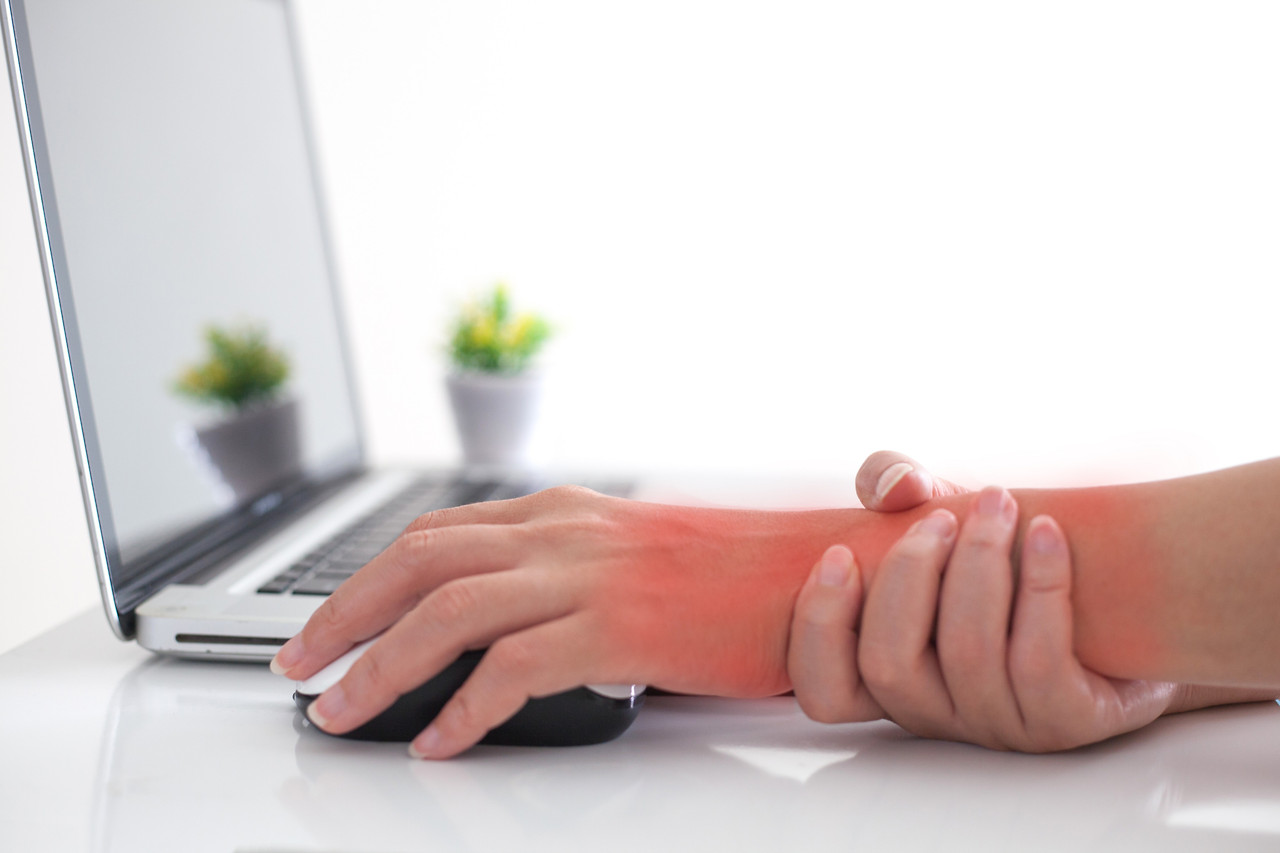 손목터널증후군 증상 원인 치료 방법