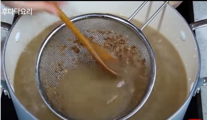 쌀뜨물에 된장풀기