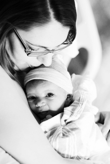 처음 부모가 되었을 때 갖아 당황스러웠던 순간들