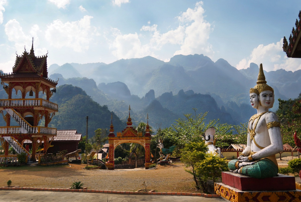 라오스 방비엥 절