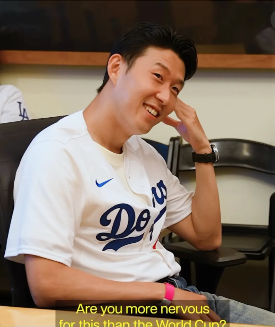 손흥민 시구&amp;#44; 뷔 시구&amp;#44; MLB 시구&amp;#44; 메이저리그 시구&amp;#44; 손흥민 MLB&amp;#44; 뷔 MLB&amp;#44; 다저스타디움 시구&amp;#44; 양키스타디움 시구&amp;#44; MLB 시구 비교&amp;#44; 시구 레전드&amp;#44; MLB 역대 시구&amp;#44; 조지 부시 시구&amp;#44; 버락 오바마 시구&amp;#44; 50센트 시구&amp;#44; 시모네 바일스 시구&amp;#44; 유현진 배지현 시구&amp;#44; K스타 시구&amp;#44; 한류 스타 시구&amp;#44; MLB 팬 서비스&amp;#44; 뷔 손흥민 브로맨스&amp;#44; 뷔 팬 서비스&amp;#44; 손흥민 글로벌 인기&amp;#44; K팝 메이저리그 진출&amp;#44; 메이저리그 한류&amp;#44; MLB 문화 마케팅&amp;#44; 스포츠 퍼포먼스&amp;#44; 한국 연예인 시구&amp;#44; 손흥민 뷔 직캠&amp;#44; 시구 레전드 영상