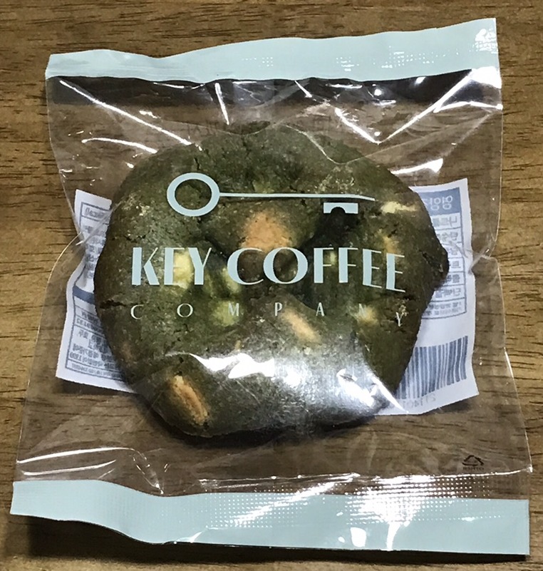 키커피 컴퍼니 말차 쿠키 포장지