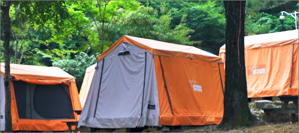 캠핑장 텐트