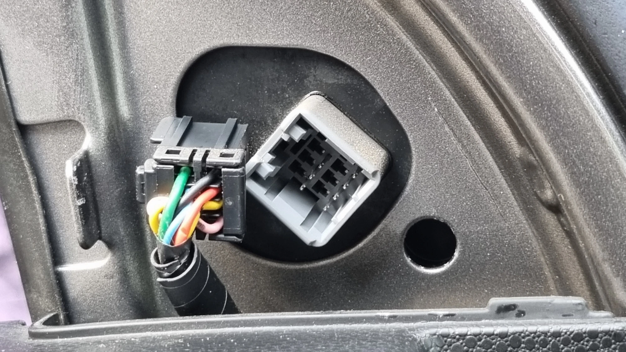 전원잭 분리 모습