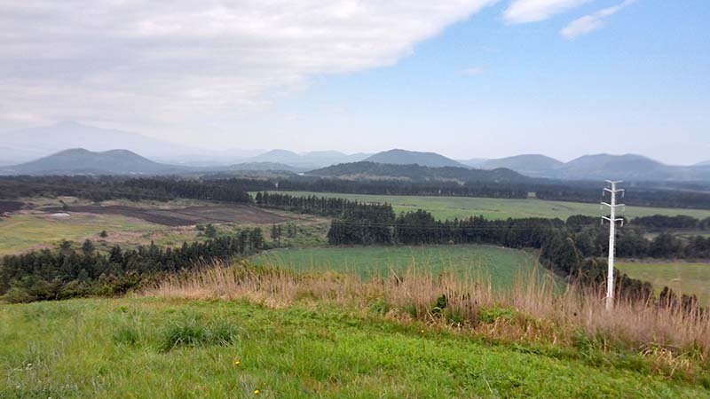 문석이오름과 동검은이오름