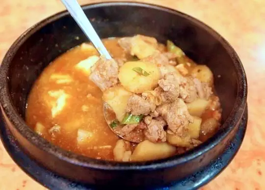 투데이 맛있는 메뉴 간판없는 백반집 김치찌개, 된장찌개, 비빔밥 맛있는 식당 추천 부산 영도 맛집