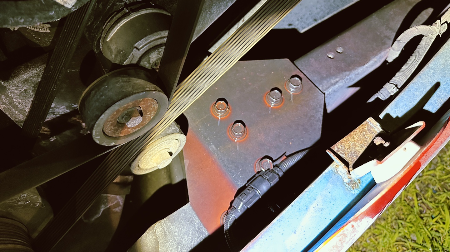 냉각수가 누수되다.