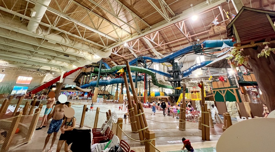 Family playing together in Great Wolf Lodge water park