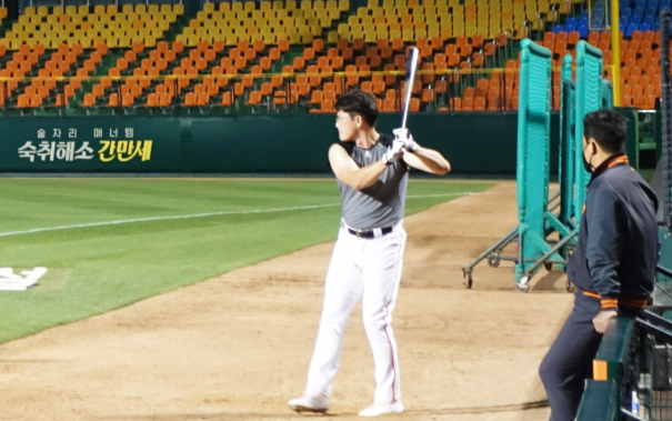 펑고 뜻 야구 외야 투수 벌칙 펑고 훈련 특타 뜻 안우진 선수 부상 총정리2