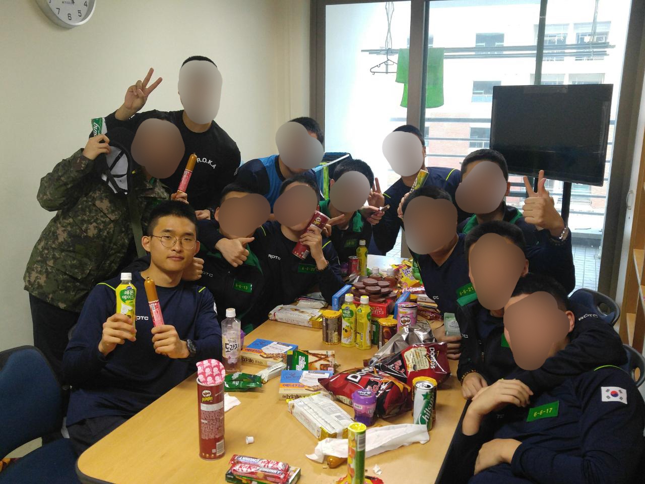 PX에서 간식 사먹은 날