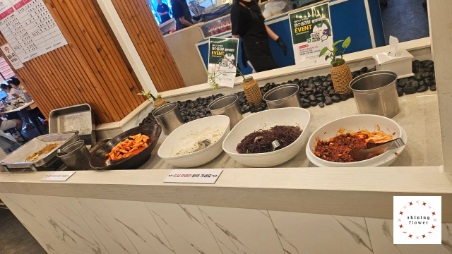 셀프 반찬 코너