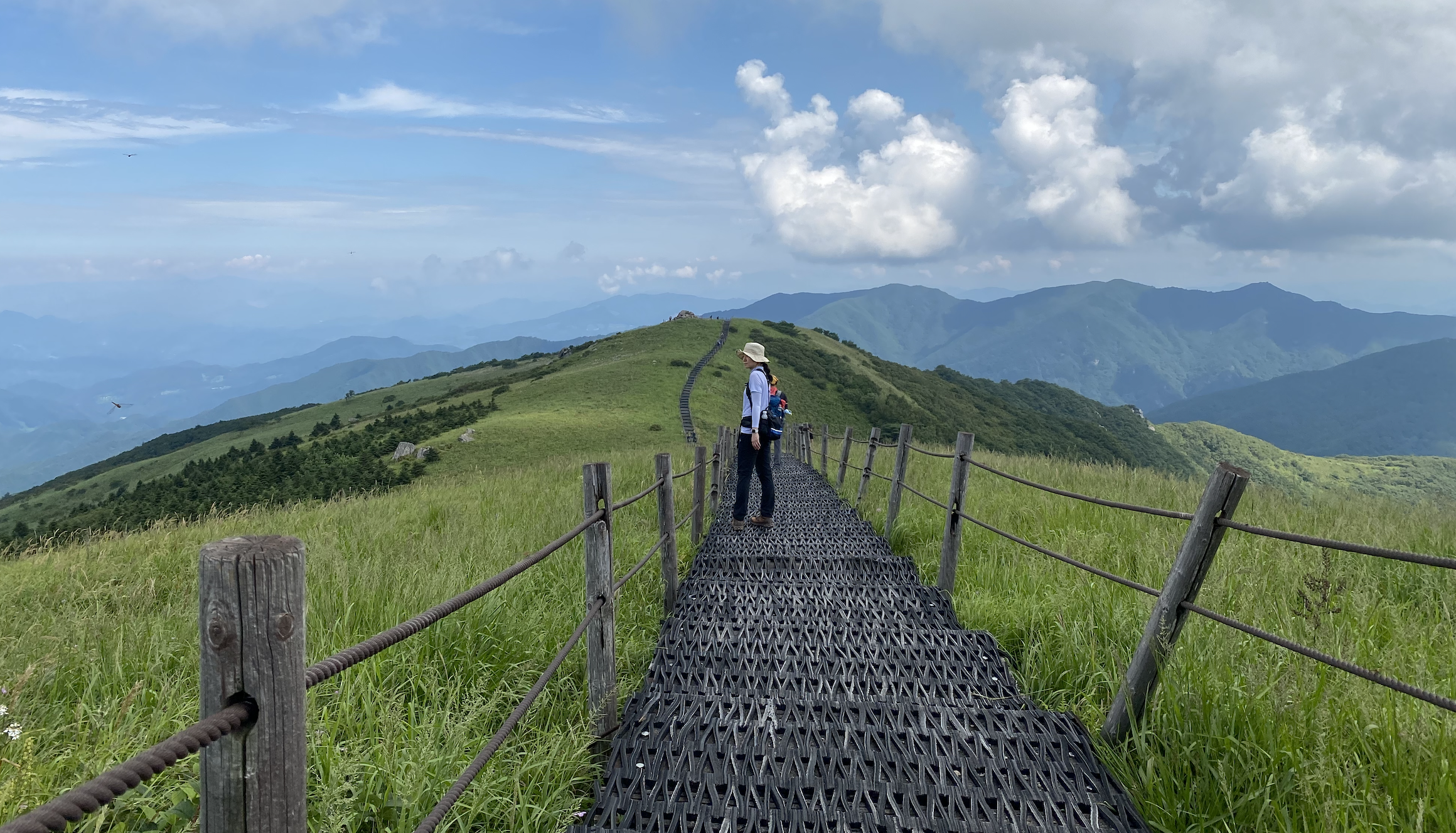 소백산 비로봉에서 국망봉 가는 길