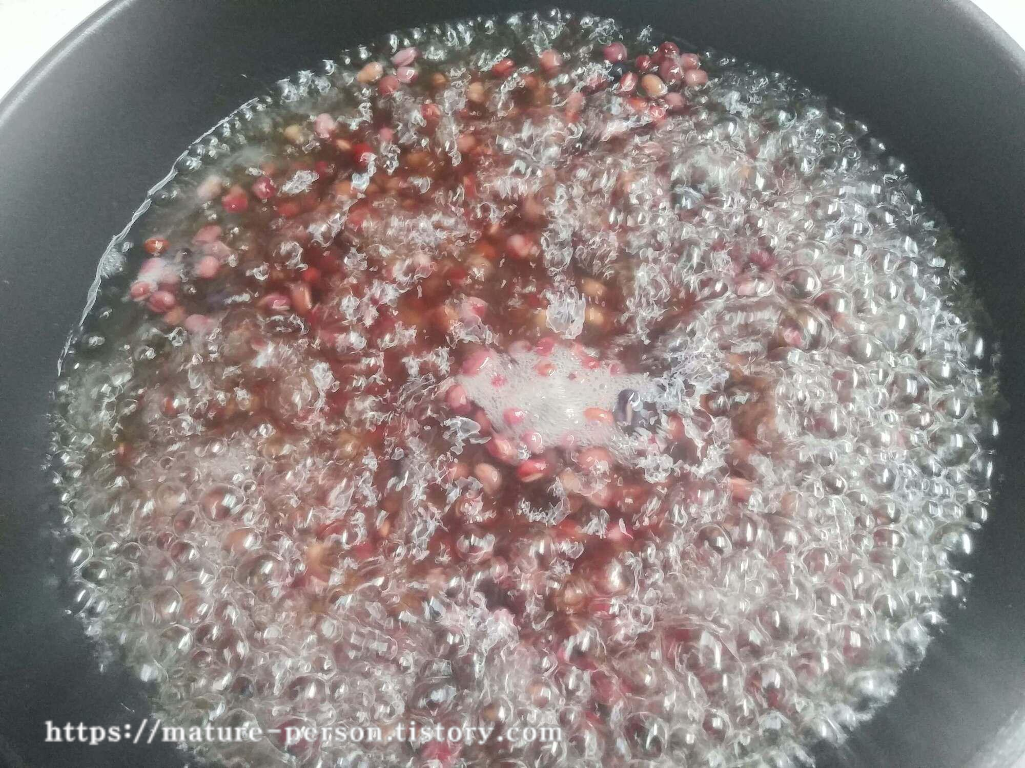 팥삶아서 쓴맛 제거하기