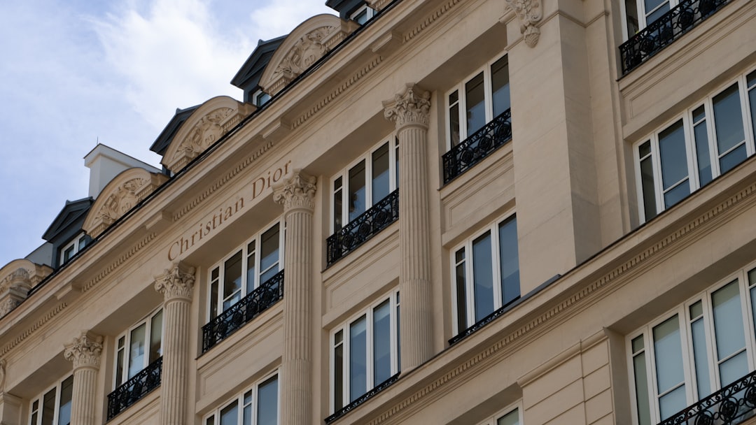 Dior