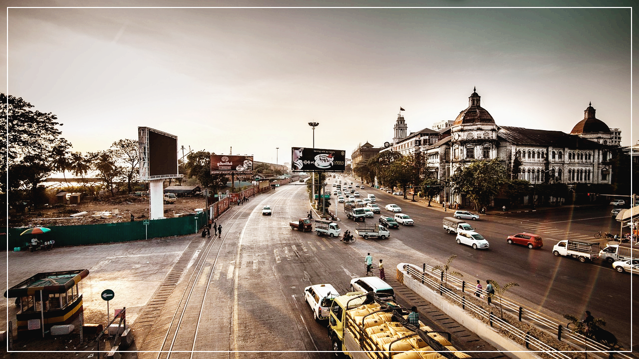양곤의 중심가의 유럽풍 건물
