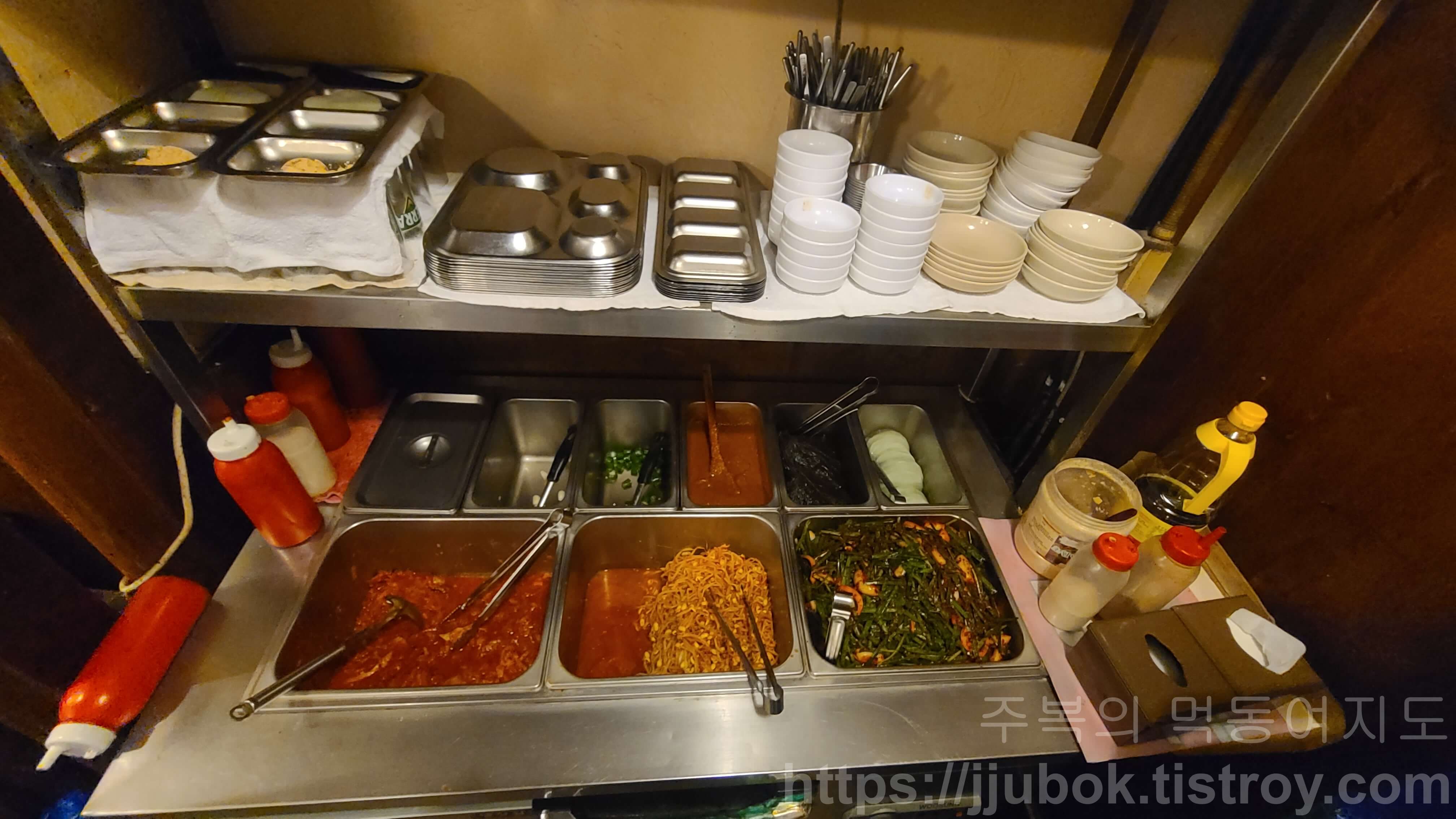 삼식이네고깃집-밑반찬-셀프바