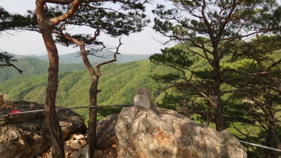 100대 명산 등산하기 서른아홉번째 홍천 팔봉산 바위 능선이 선물하는 짜릿한 풍경과 사계절 매력 탐험기