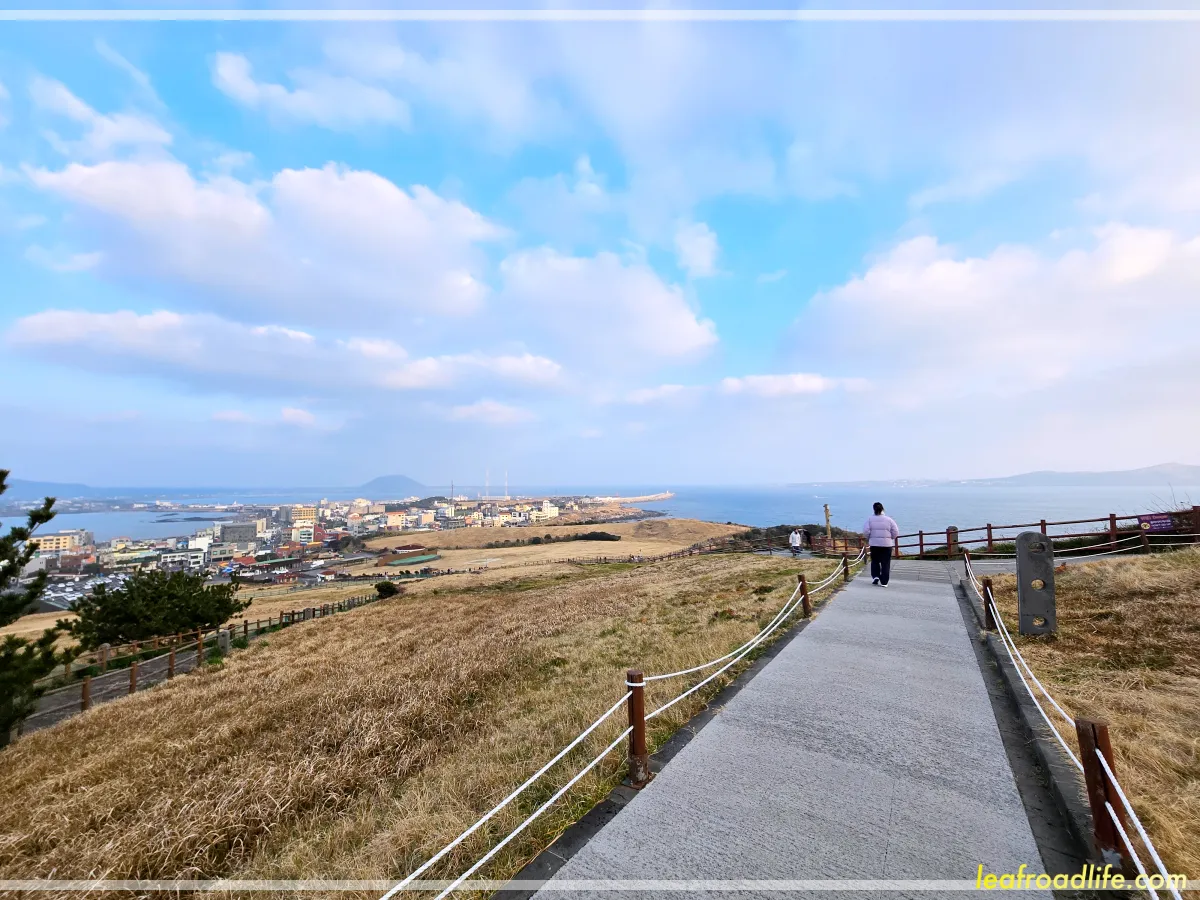 제주-여행-성산일출봉-내려가는길