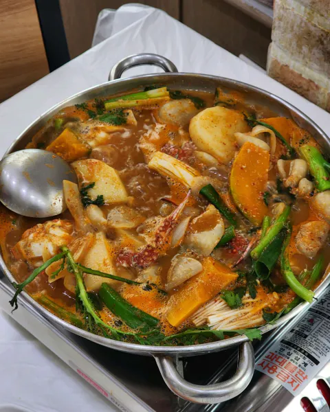생생정보 대결 맛 대 맛 활꽃게탕 vs 간장꽃게장 음식점 위치