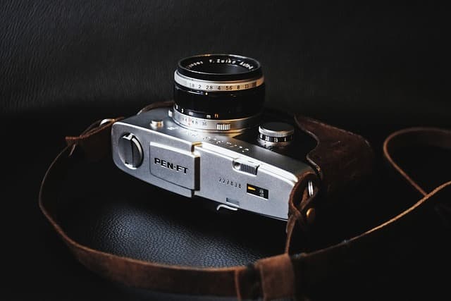 빛과 시간의 중첩: 필름 카메라 다중 노출 기법의 원리와 예술적 표현