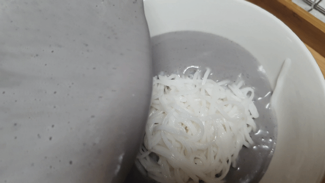 콩국수만들기