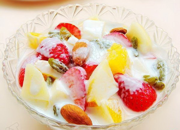 딸기샐러드요거트사진