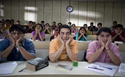 영화 속에서 세 얼간이들이 나오는 장면