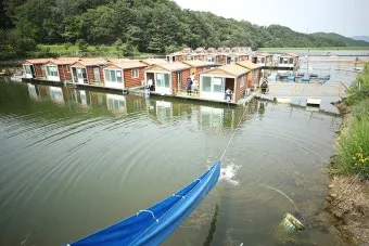 낚시터 안전사고 예방법 구명조끼 필수 응급상비약 챙기기_33