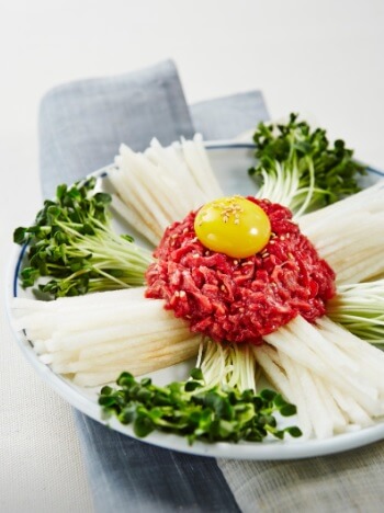 생생정보 오늘 또 방문 스타밥집 가수 김수찬 단골 부천 24시 경희궁 왕갈비탕 돼지왕갈비 맛집