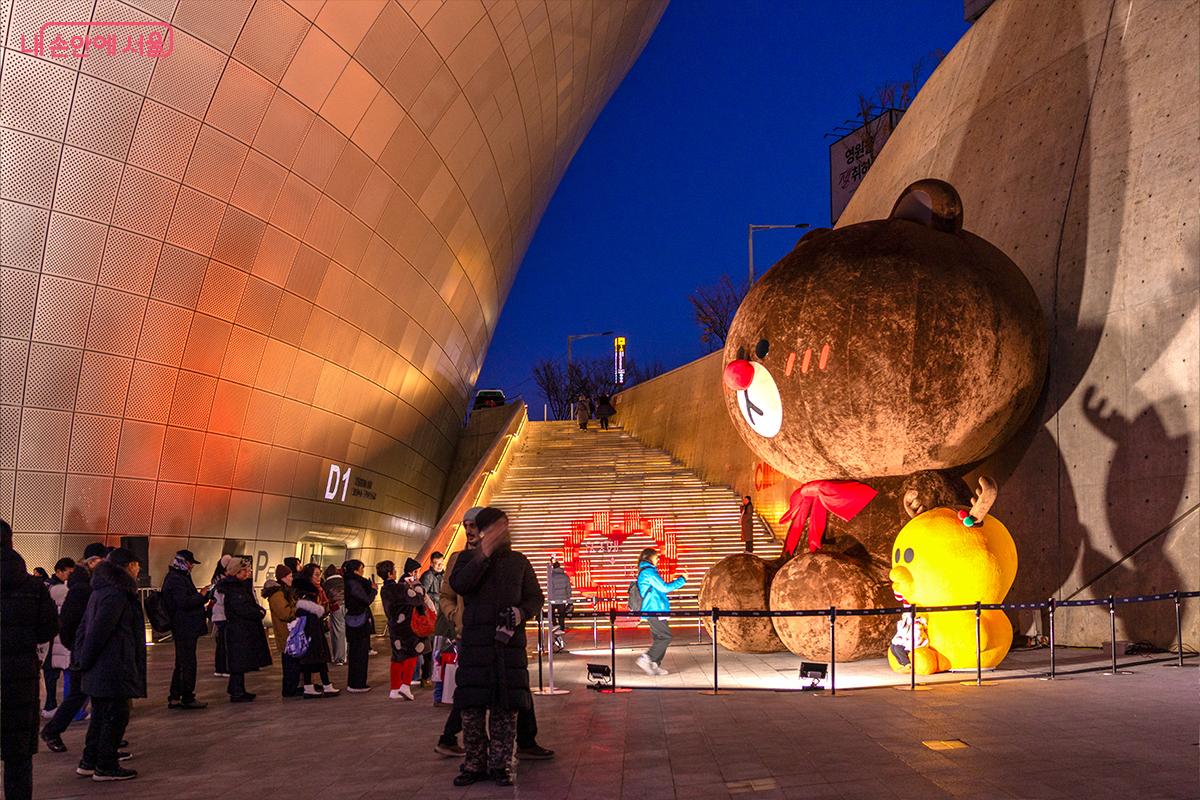 📸 DDP 쇼룸 체험기: 무료 의상 대여부터 스튜디오 촬영까지 한 번에!