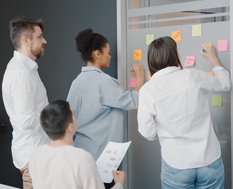 직장 사원 동료들