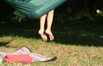 발톱이 검게 변하는 이유 7가지와 해결 방법 11