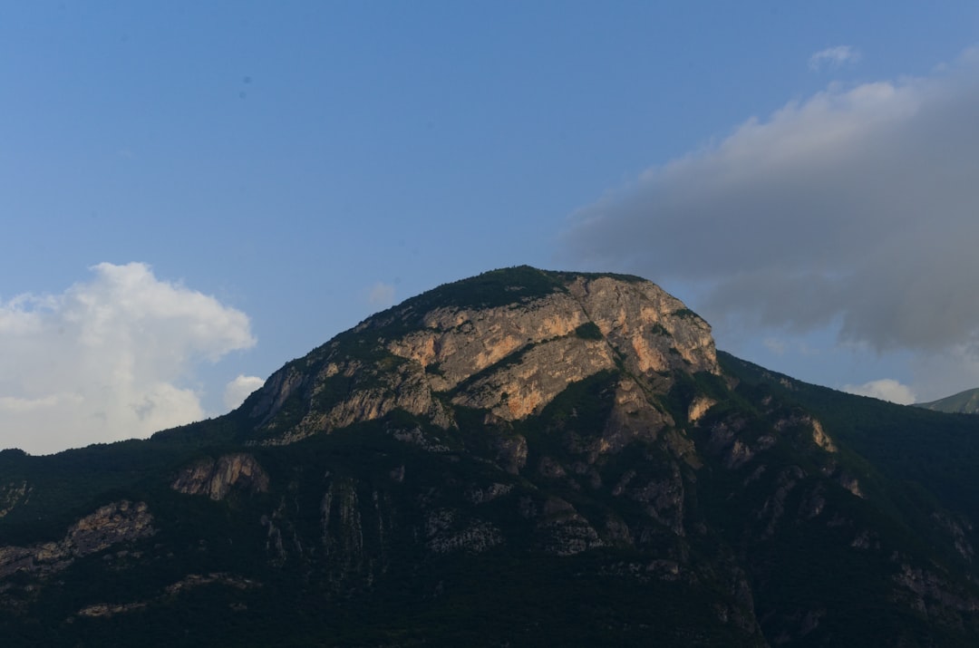 Ewha (the name of the mountain).