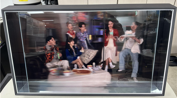 AI기반 실사 LF영상 생성 및 다시점 3D 재현