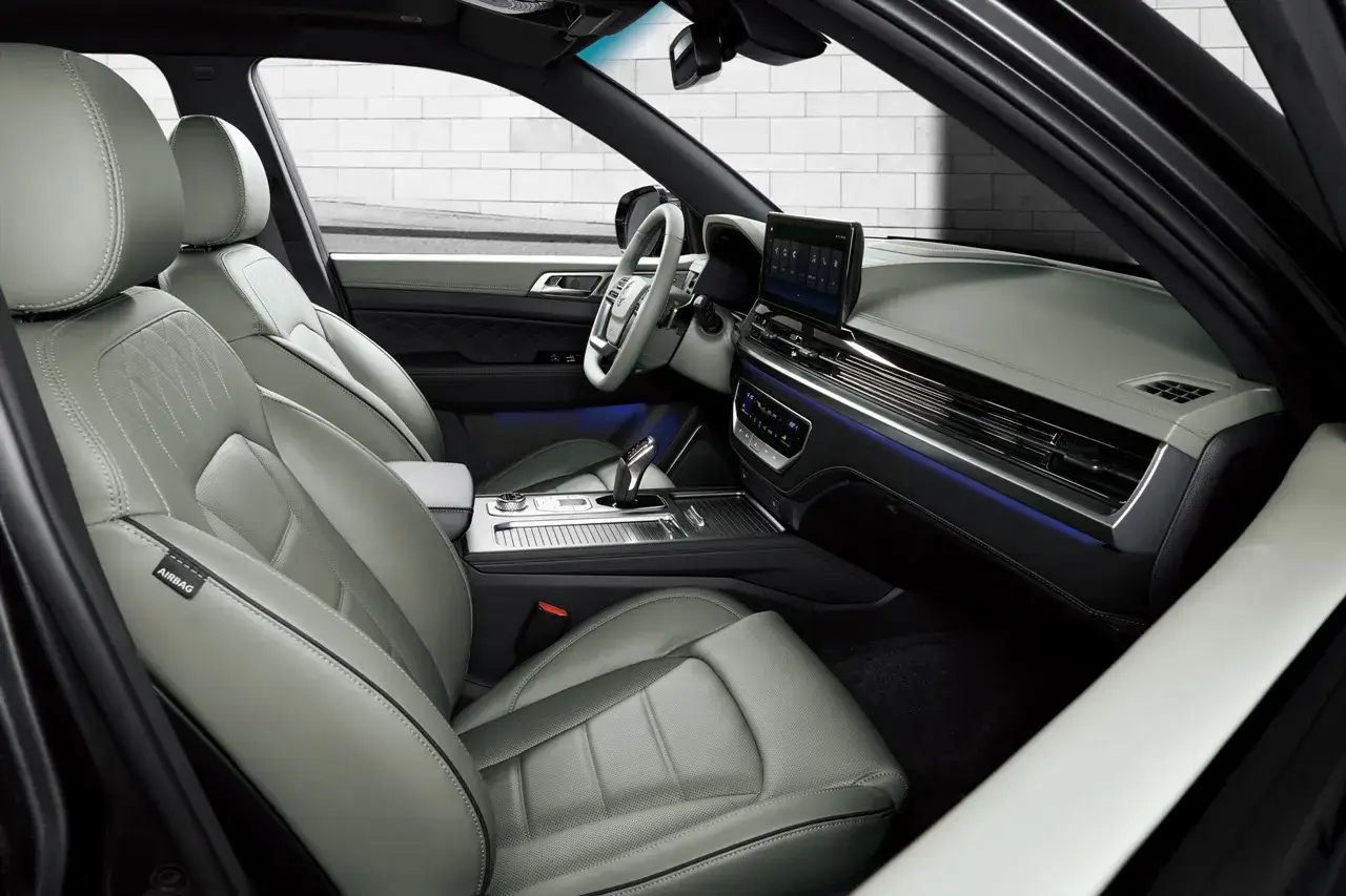 KGM 렉스턴 자동차 이미지