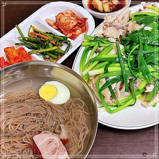 생방송 오늘저녁 동대입구&#44; 약수 데친 쪽파와 닭백숙&#44; 이북식 찜닭 맛집