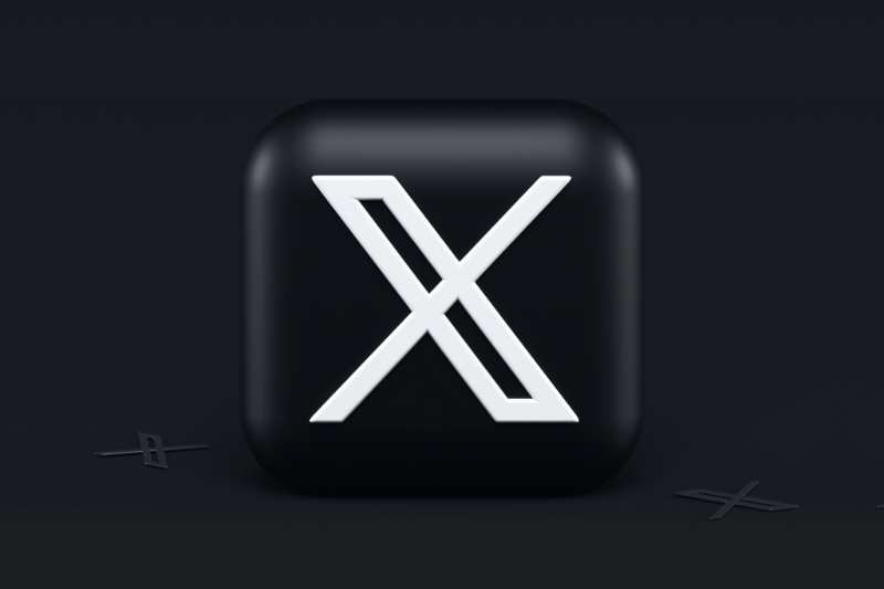 X 소셜 미디어