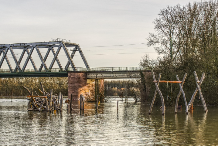 폭우피해보상 - 금융지원, 긴급생활안정자금, 납입유예, 융자연장, 카드청구유예, 채무조정까지